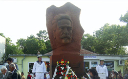 Памятник генералу Андранику установлен в Варне