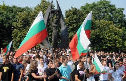 Антицыганские протесты в Болгарии затихают